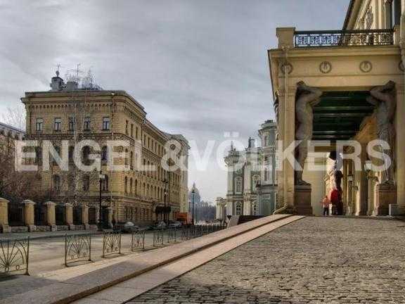 миллионная, 24 - в двух шагах от эрмитажа фото 1