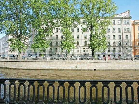 наб. канала грибоедова, 46 - классика с видом на воду фото 1