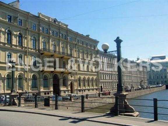 наб. крюкова канала, 4 - вид на воду и остров «новая голландия» фото 1