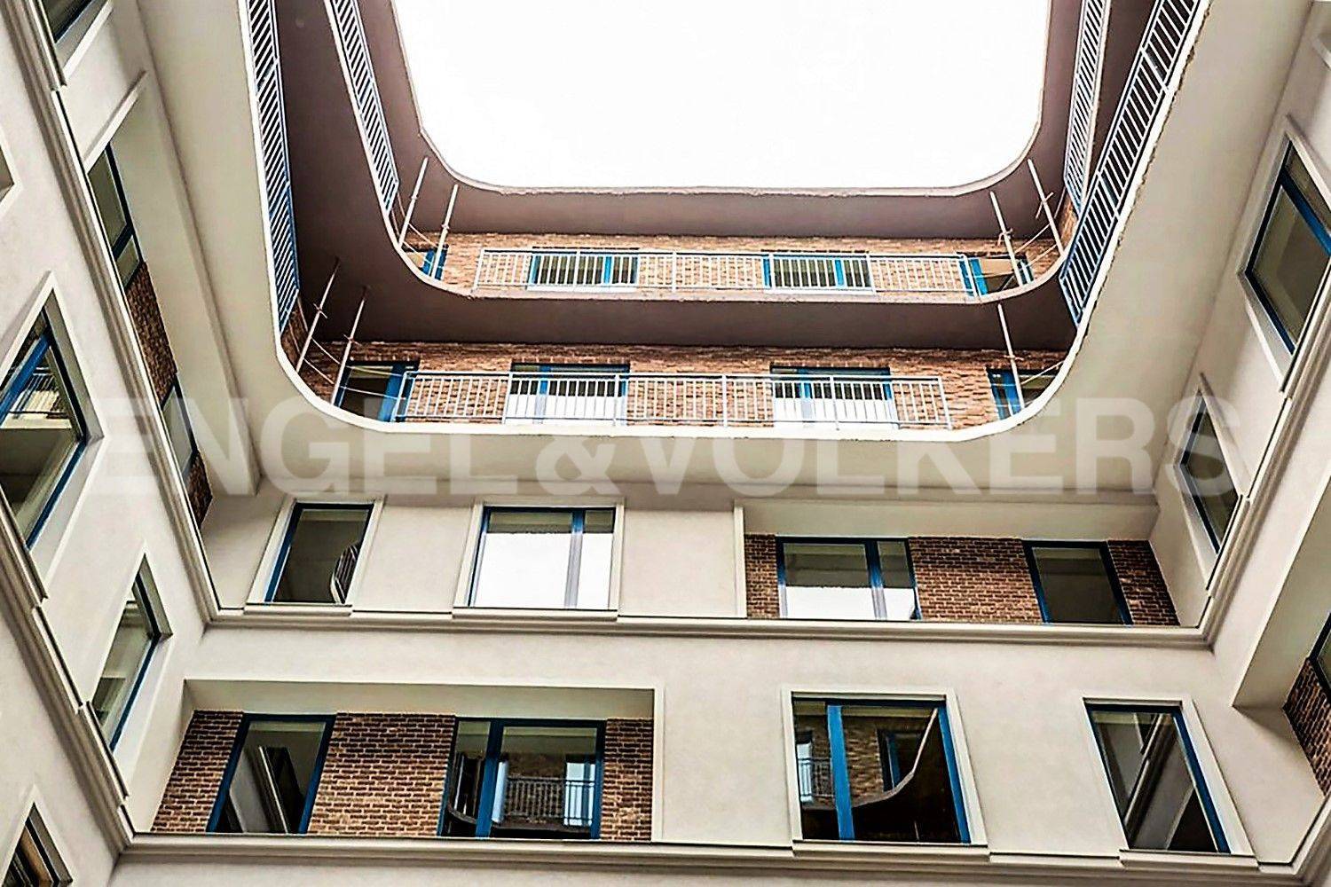 жк «голландия» - апартаменты с французскими балконами и окнами в пол фото 1