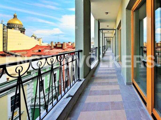 монферран — элитный дом клаcса deluxe в историческом центре петербурга. фото 1