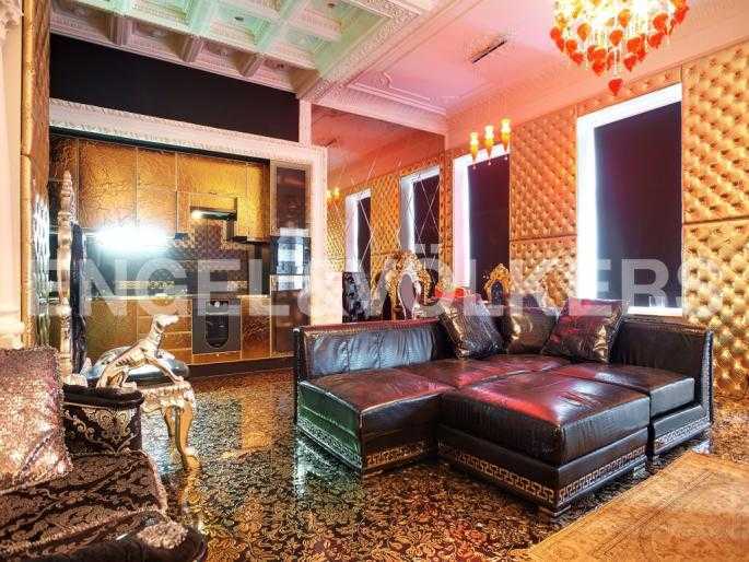 большая московская, 1 - имперская классика с видом на владимирский собор фото 1