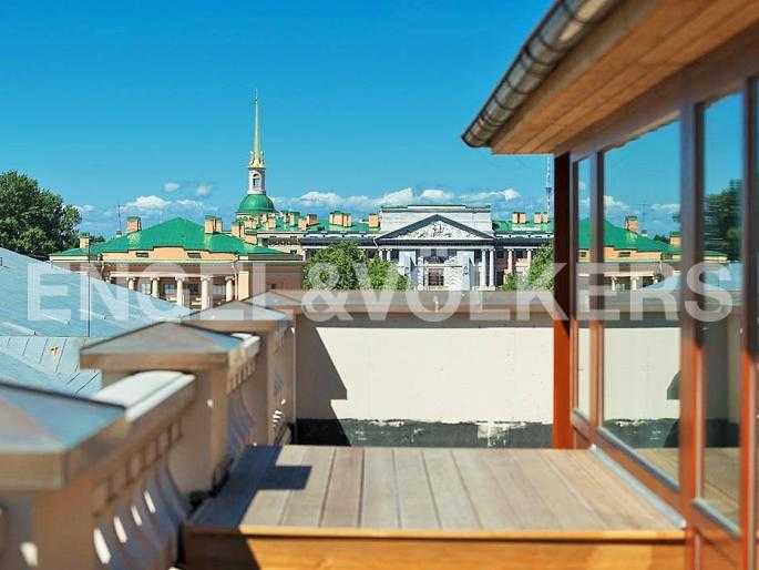 "особняк на манежной" - пентхаус с видом на михайловский замок фото 1