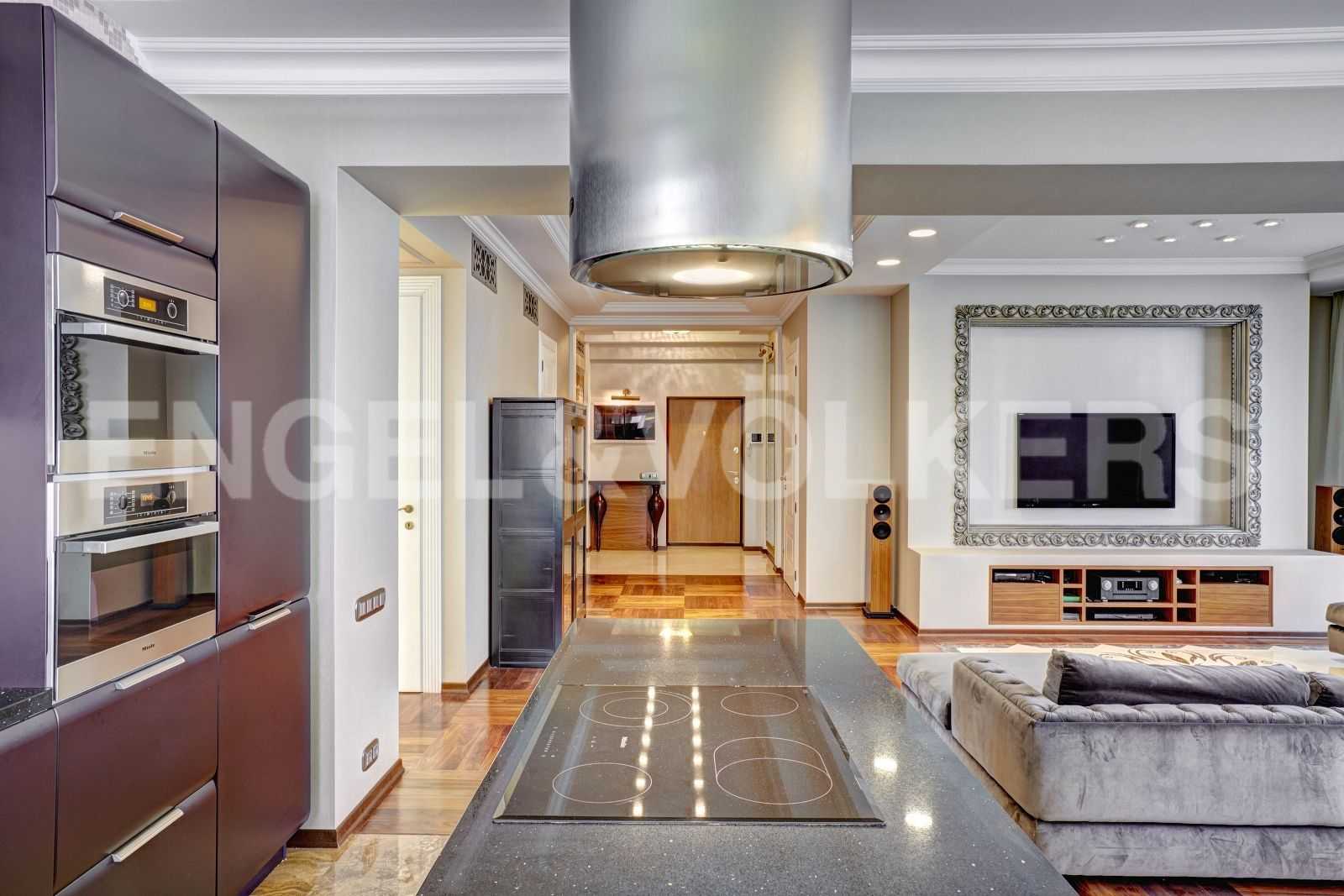 "тверская, 1а" - дизайнерская квартира в стиле фьюжен фото 1