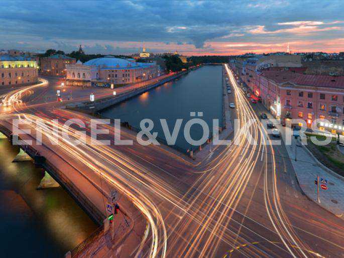 наб. реки фонтанки, 30 - вид на перспективу набережной  фото 1