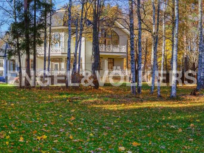 г.зеленогорск - дом в клубном поселке фото 1