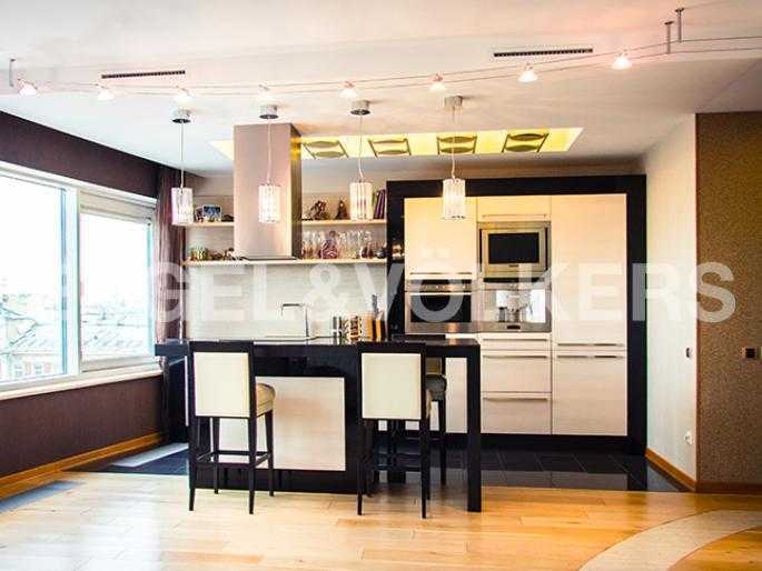 б. зеленина, 8 - панорамный вид на зелененский сад фото 1