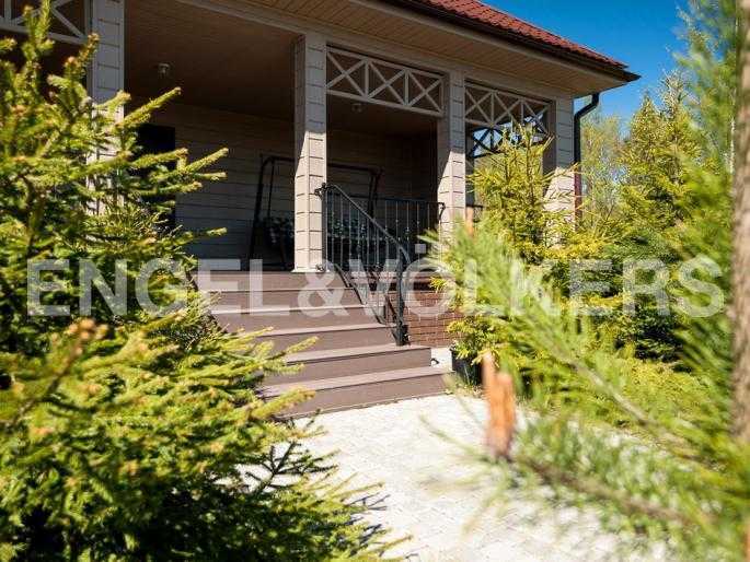 подгорное озеро - загородный коттедж фото 1