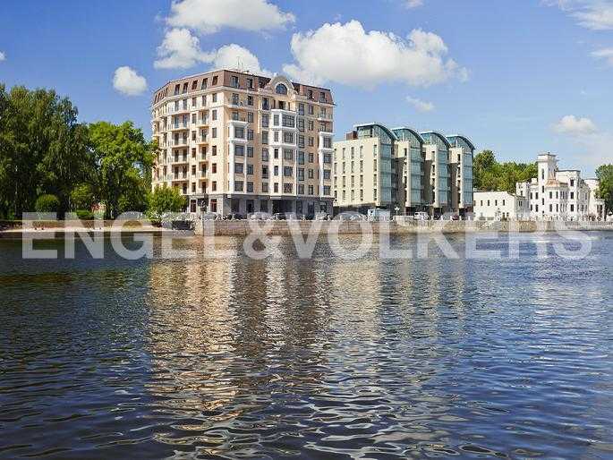 brilliant house — клубный дом на набережной реки малой невки фото 1