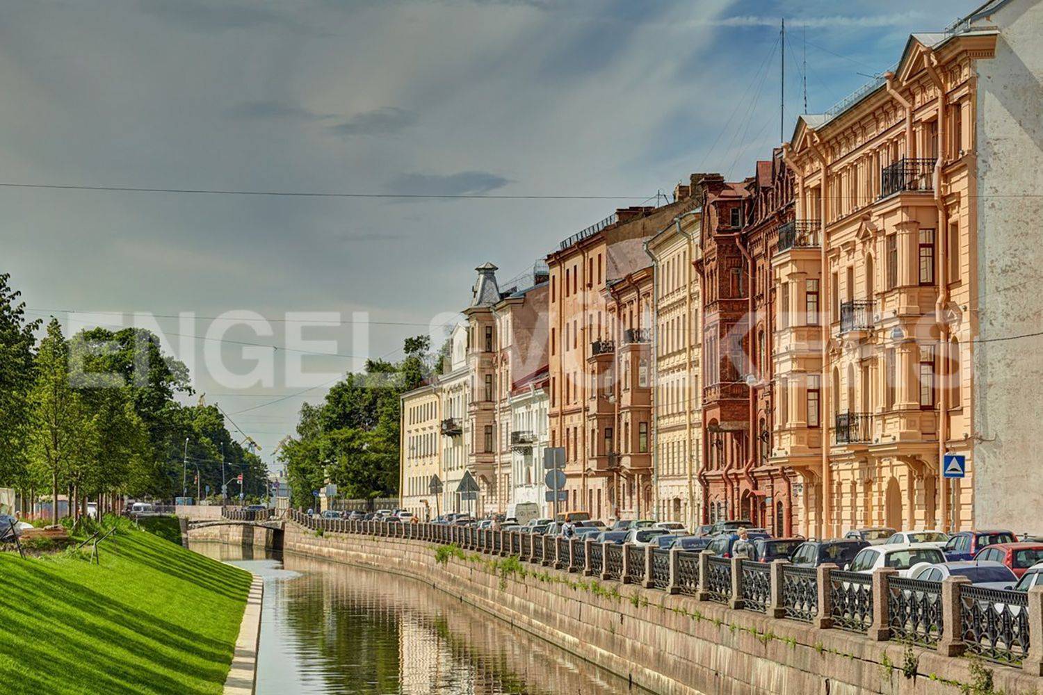 наб. адмиралтейского канала, 15 - функциональная квартира в комплексе у новой голландии фото 1