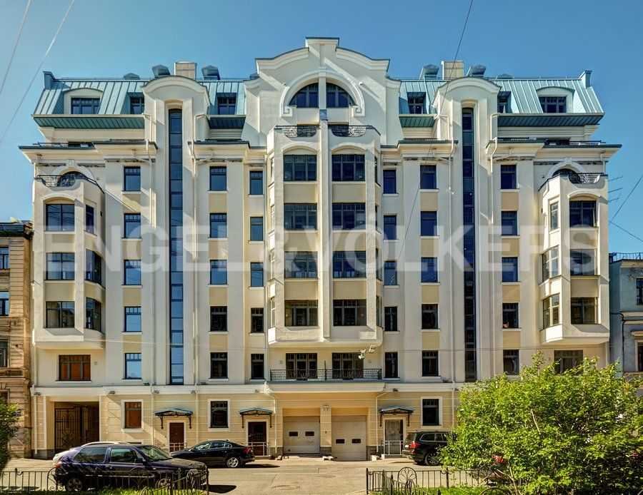 «4 советская, 9» - квартира с одной спальней и панорамными окнами фото 1