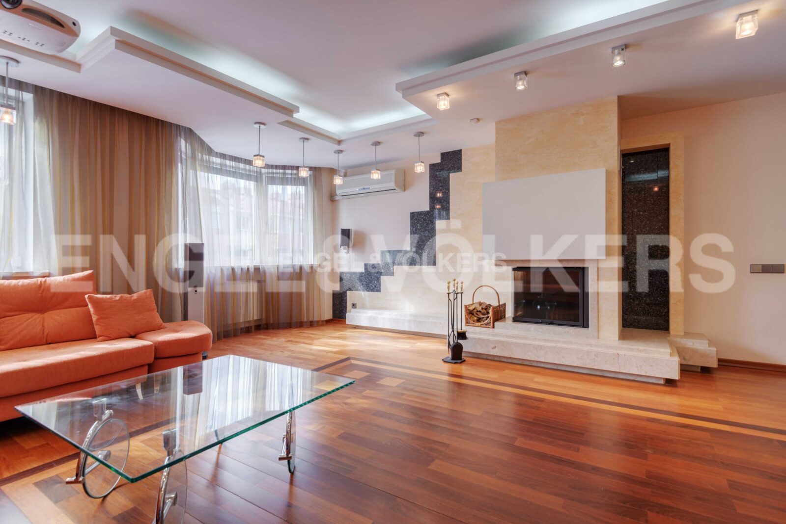 малоэтажный комплекс «никитинская усадьба» - таунхаус с классическим ремонтом около парковой зоны  фото 1