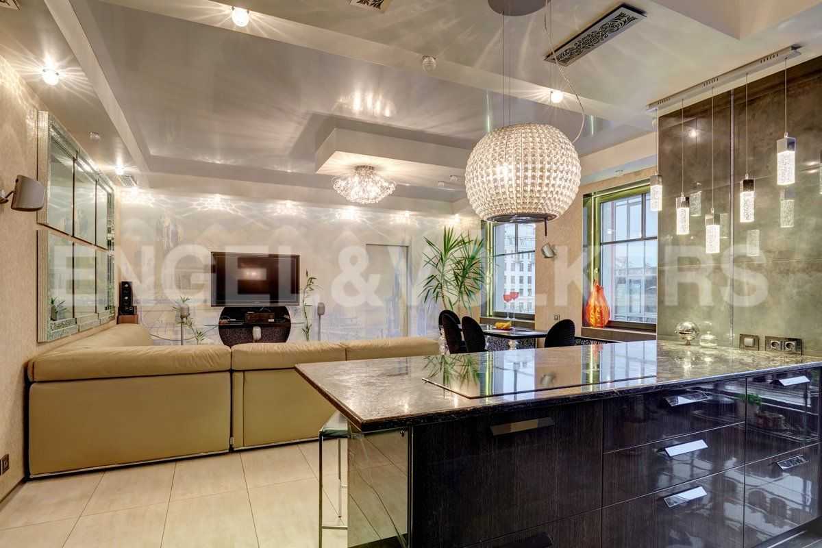 рюхина, 10 - видовая квартира напротив приморского парка  фото 1