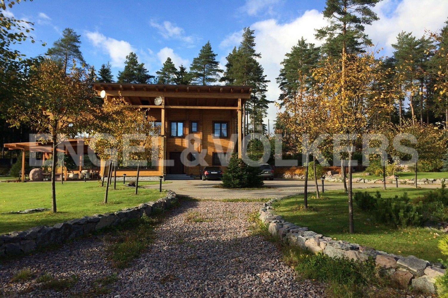 п.ленинское – коттедж в элитном месте фото 1