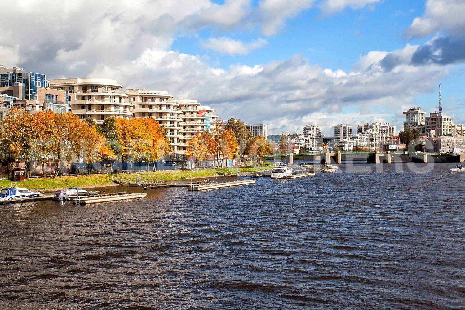 жк "привилегия" - квартира с прямым видом на акваторию р. м. невки фото 1