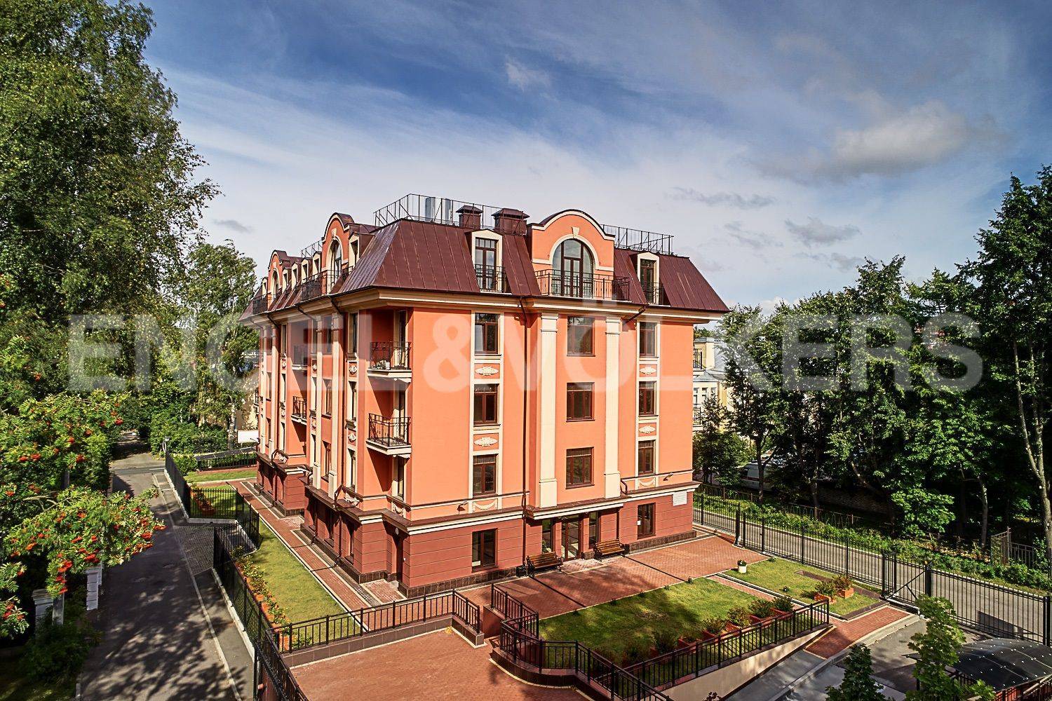 rich’art club – семейная квартира в 10 минутах ходьбы от елагина о. фото 1