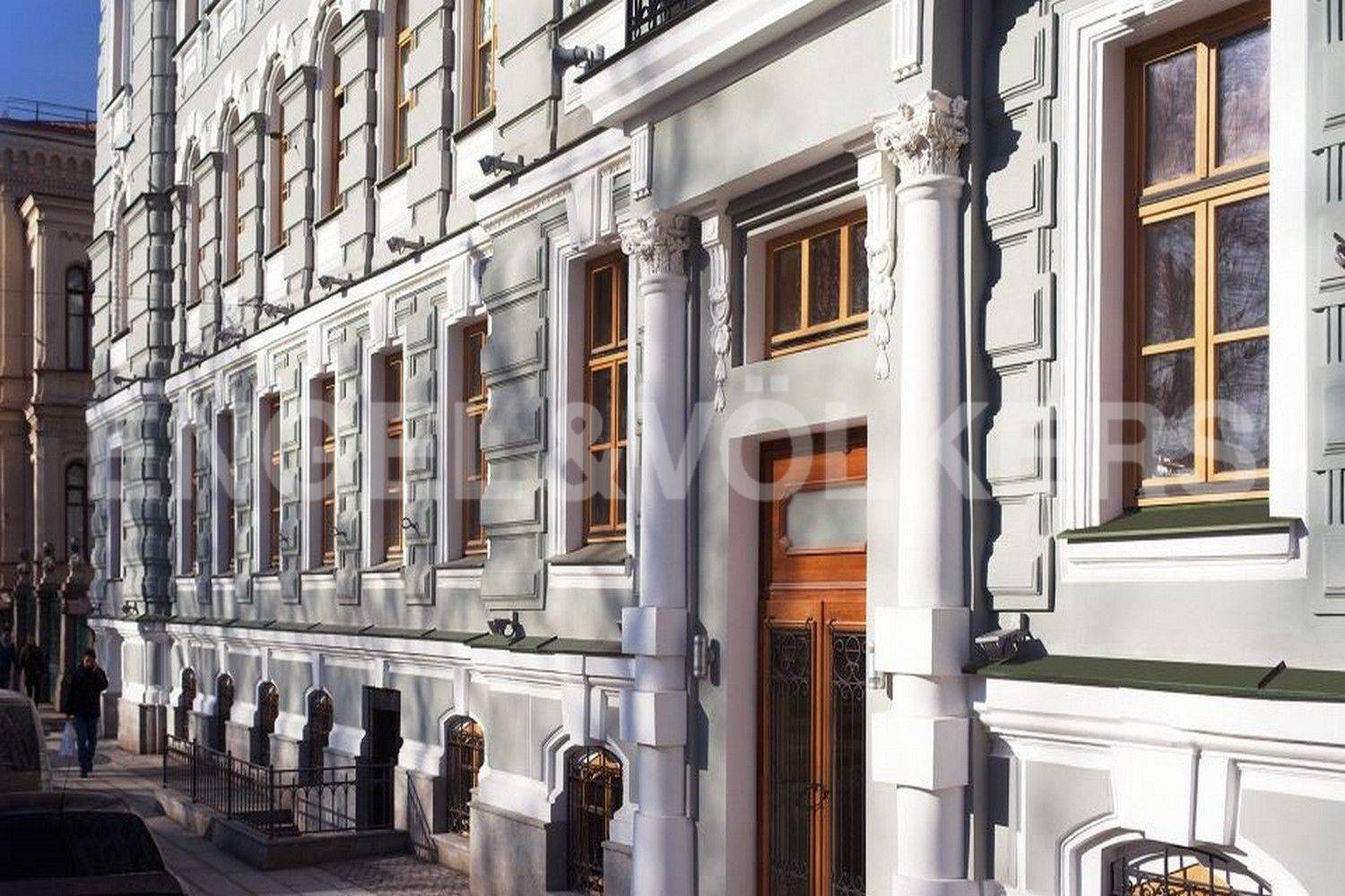 конногвардейский б-р, 5 - готовые к проживанию апартаменты с видом на купол исторического собора фото 1