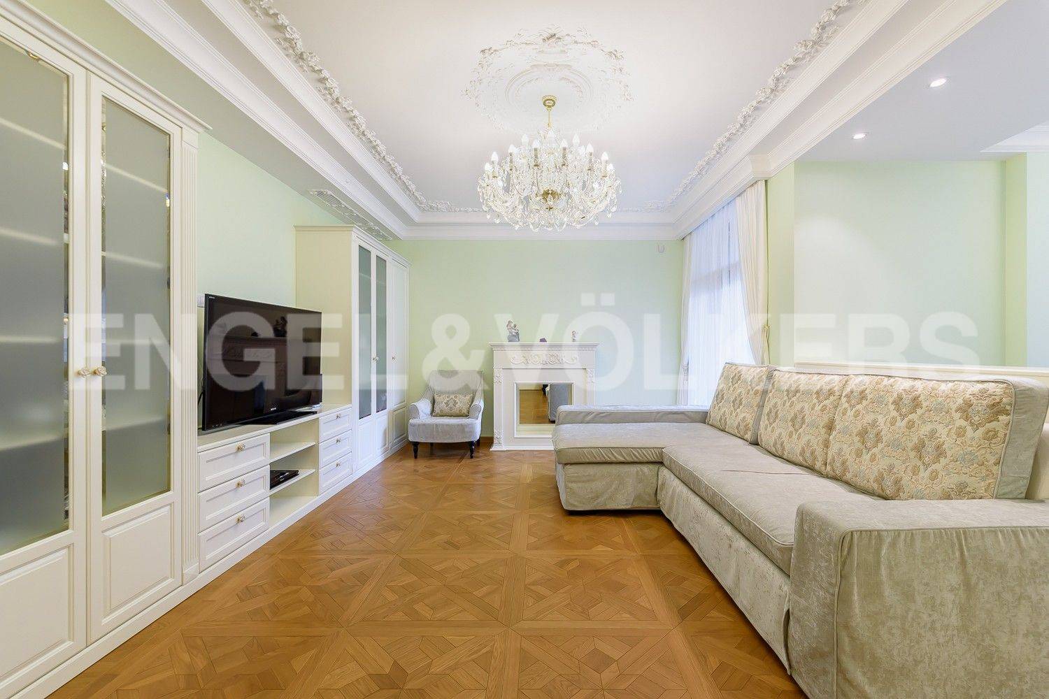 наб. лейтенанта шмидта, д.21 - изысканный дизайн в доме на набережной фото 1