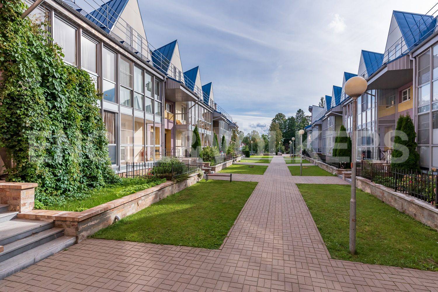 таунхаусы в сестрорецке. сестрорецк жемчужина разлива ул всеволода боброва. поселок смольный таунхаус. , 40к1. таунхаусы на финском в зеленогорске.