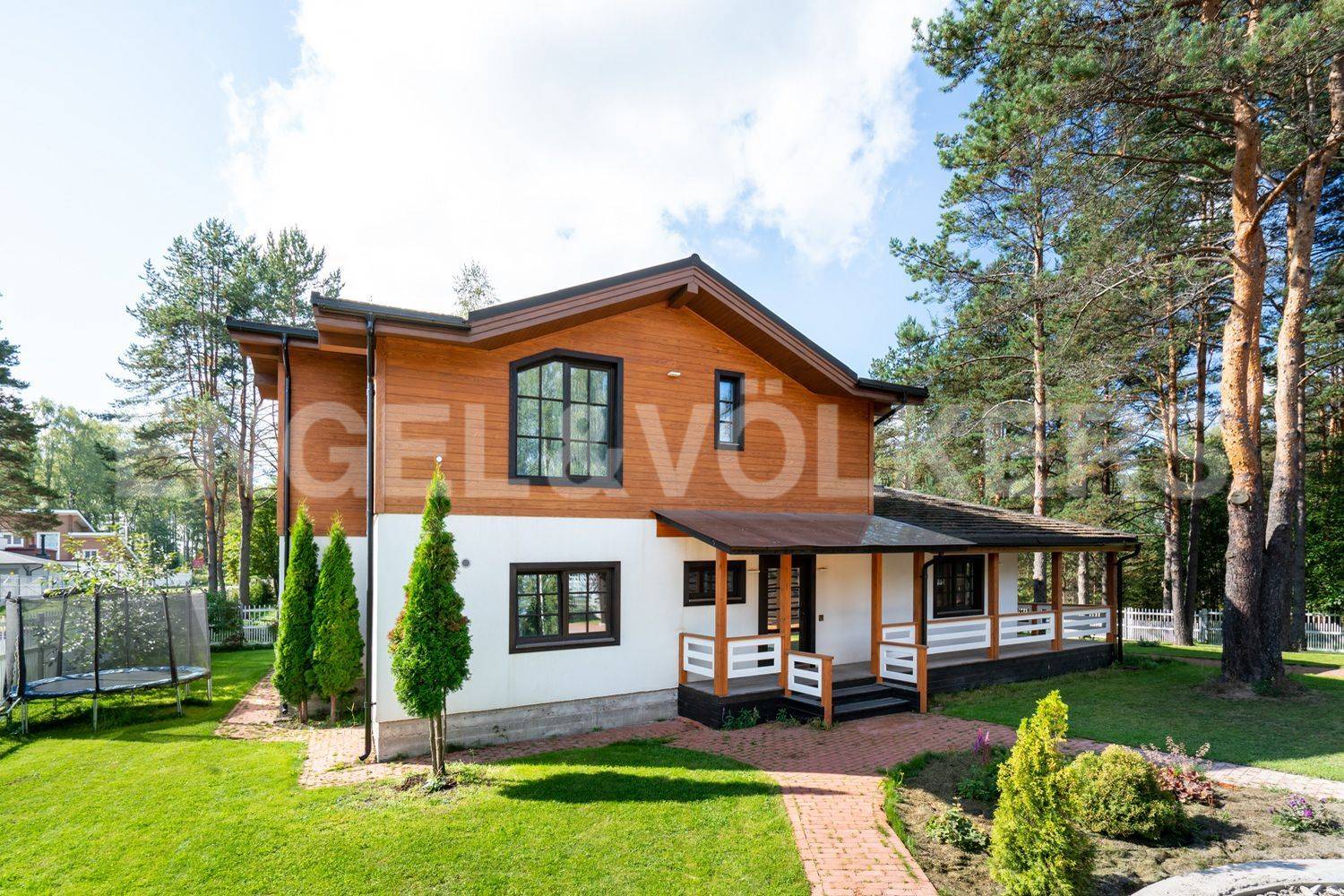 «лемболово парк» - классический загородный дом в клубном поселке фото 1