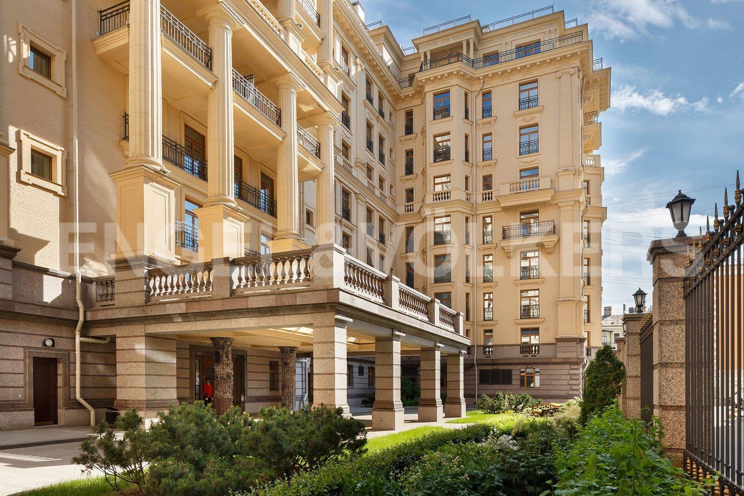 «фонтанка, 76» – квартира с дизайном в стиле ар-деко фото 1