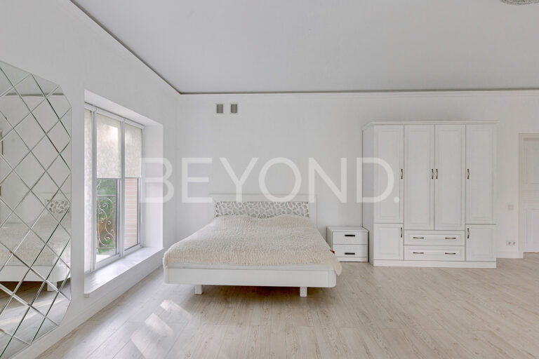 г. зеленогорск - дом, наполненный светом, в парковой части у ручья фото 4