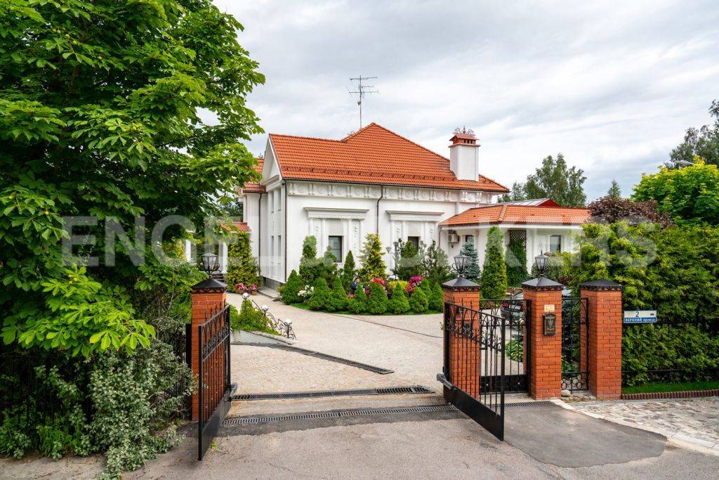 «русская деревня» - семейная резиденция в закрытом поселке фото 1