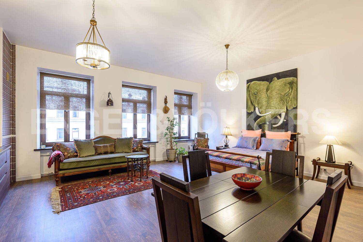 невский пр., 73-75 - open space в колониальном стиле фото 1