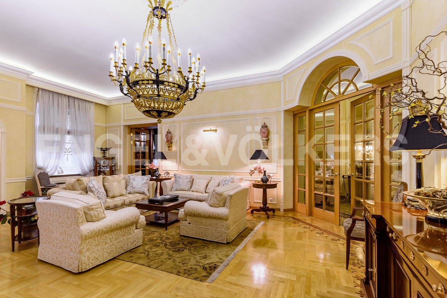 каменноостровский, 25/2 - интеллигентная классика профессорской квартиры фото 1