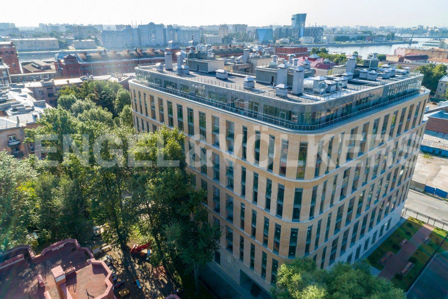 кирочная, 70 – квартира с видом на воду и панорамным остеклением фото 1