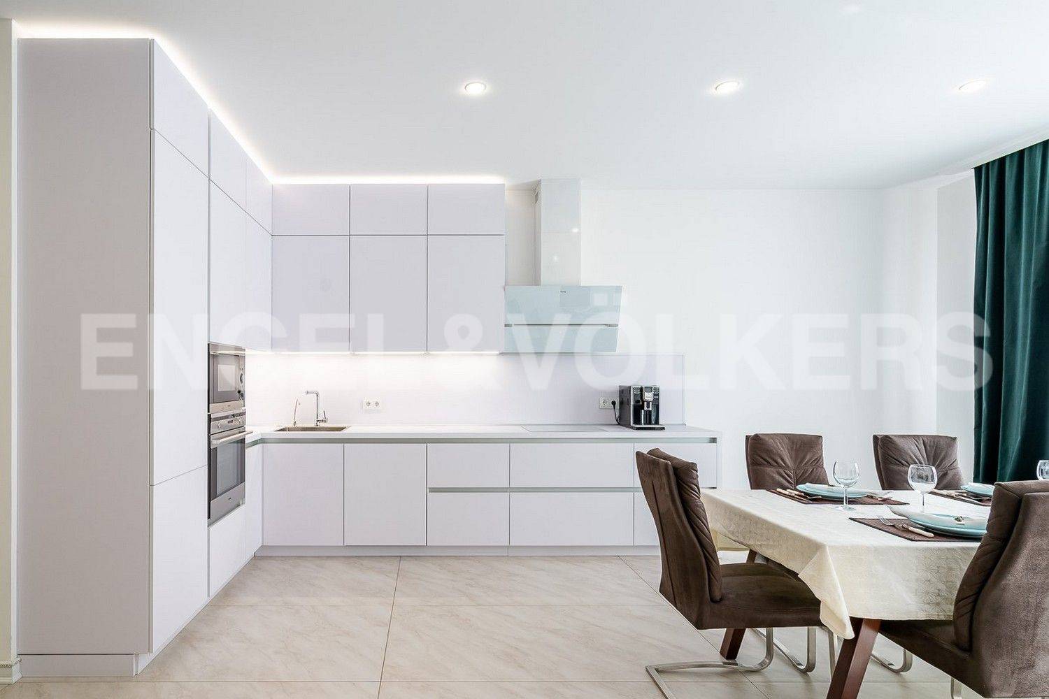 «русский дом» – гармония света, лаконичности и функциональности фото 1