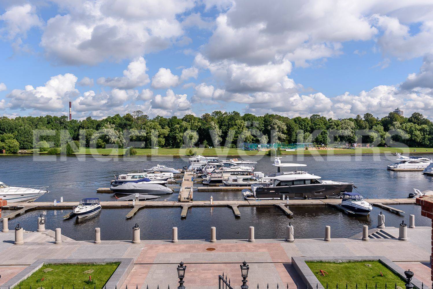 наб. гребного канала, 1 – резиденция с открытой террасой фото 1