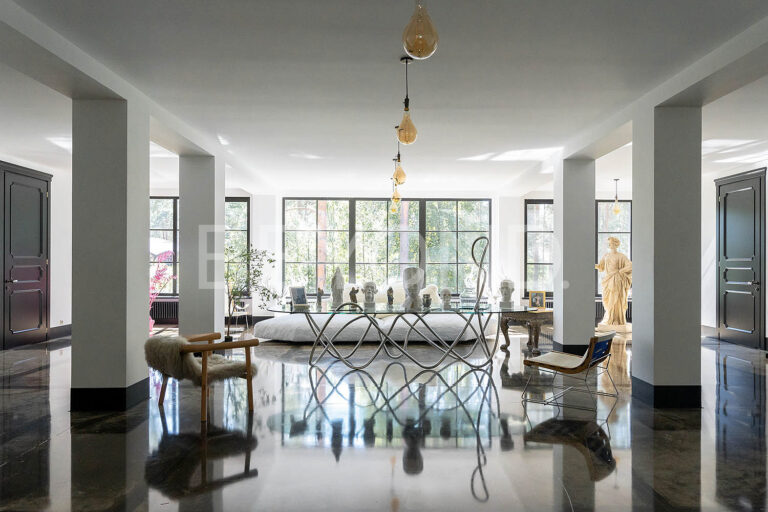 «царство-королевство» - изысканная резиденция в закрытом поселке класса de luxe фото 1