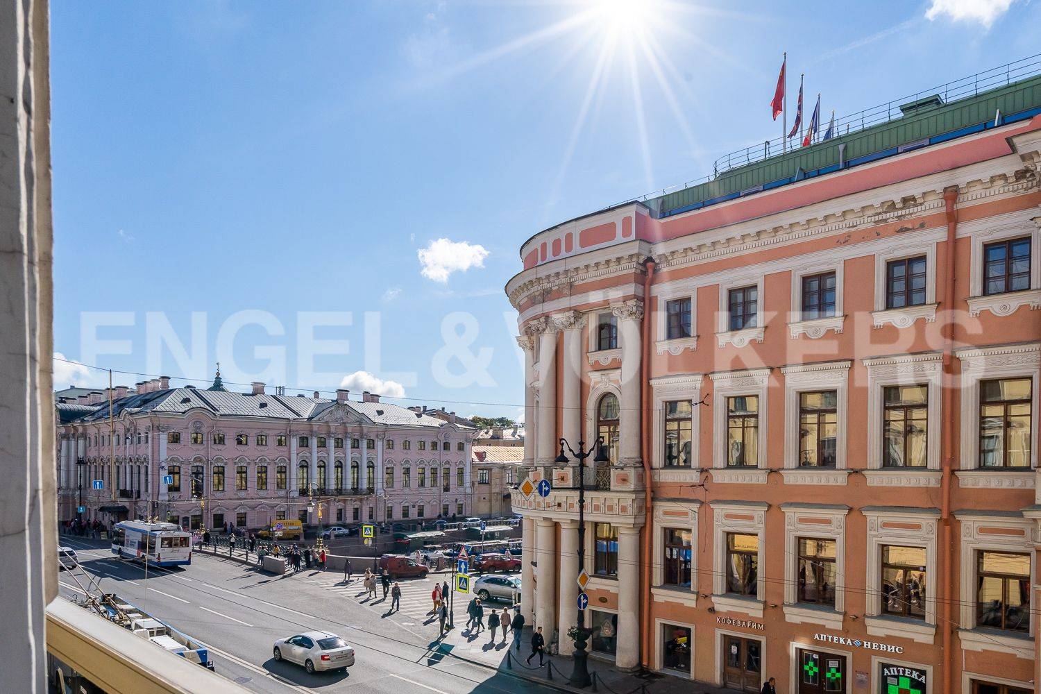 невский, 18 – в самом сердце культурной и деловой жизни петербурга фото 1
