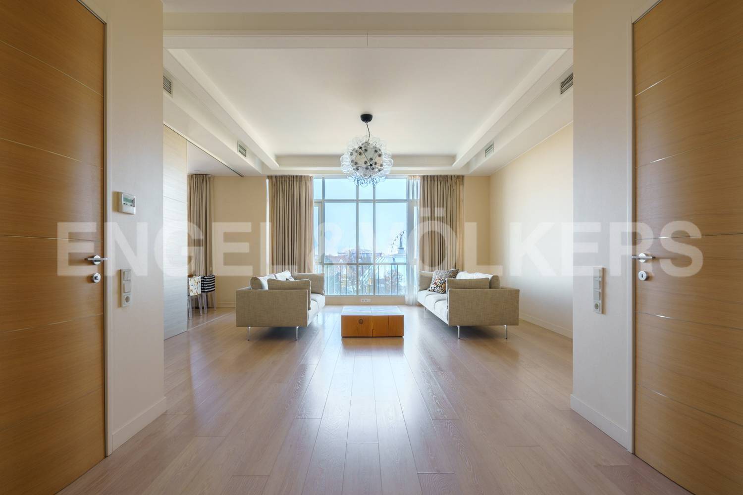 морской, 33 – современный минимализм с видом на парк фото 1