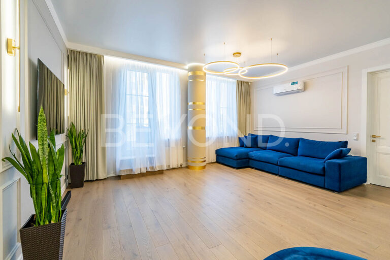 ждановская ул., 45 – элегантный дизайн интерьера и солнечная терраса 54 кв.м фото 3