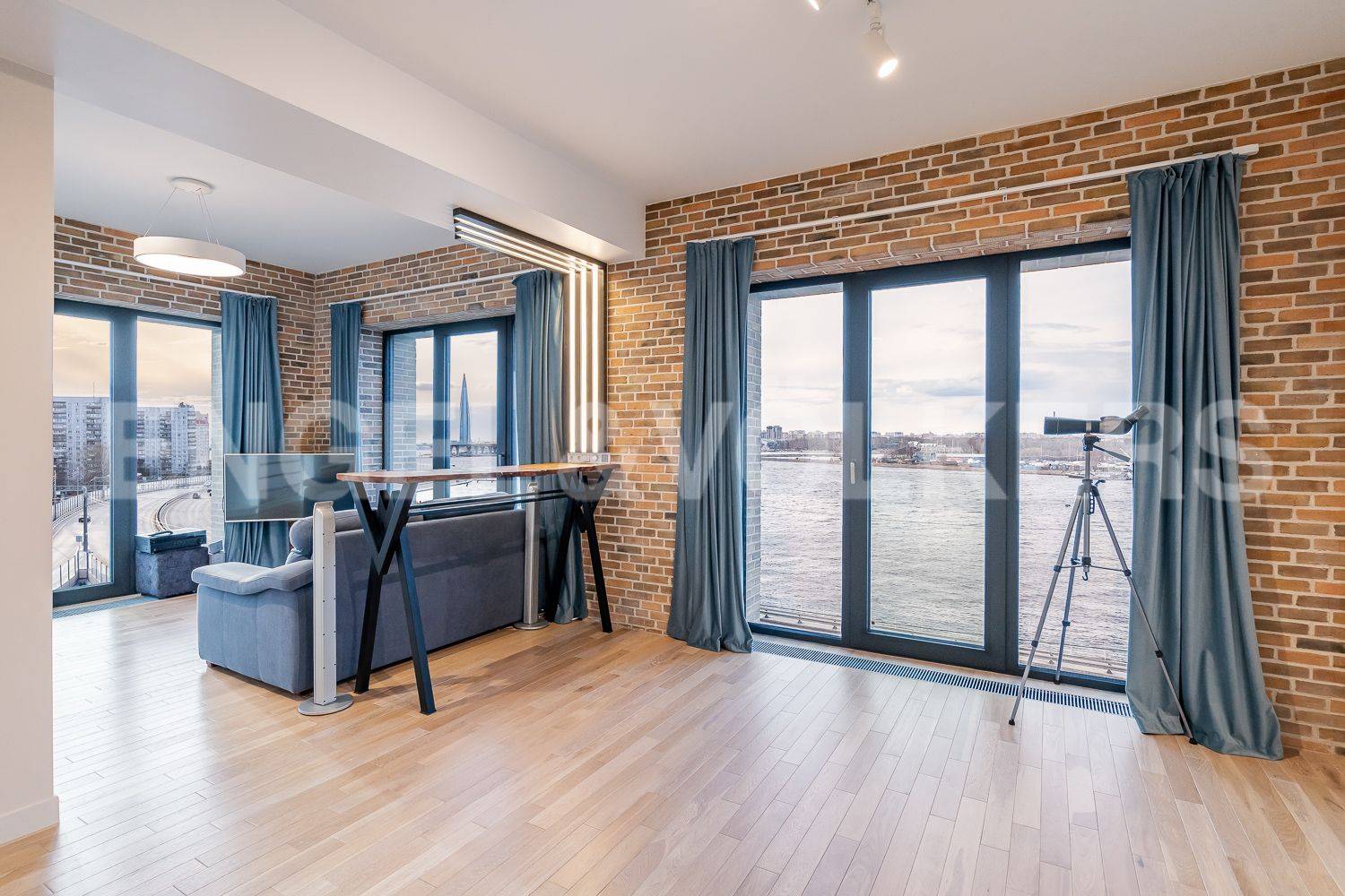 docklands – cовременный loft с потрясающими закатами фото 1