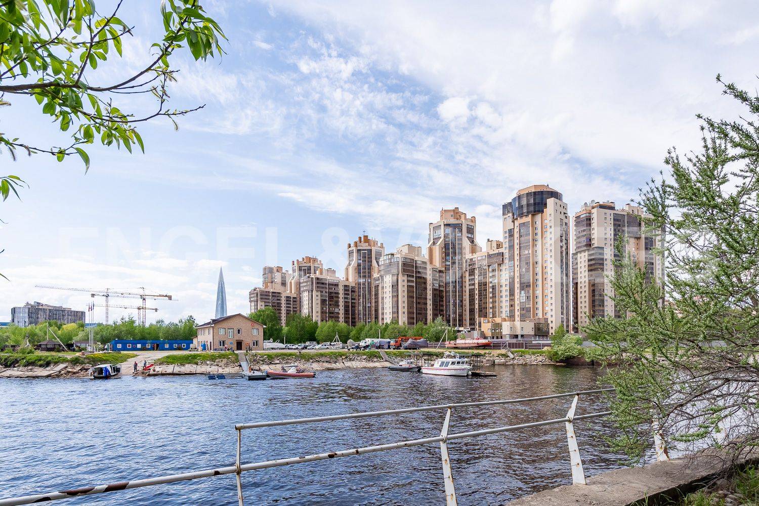 «золотая гавань» – солнечная квартира для семейной жизни фото 1