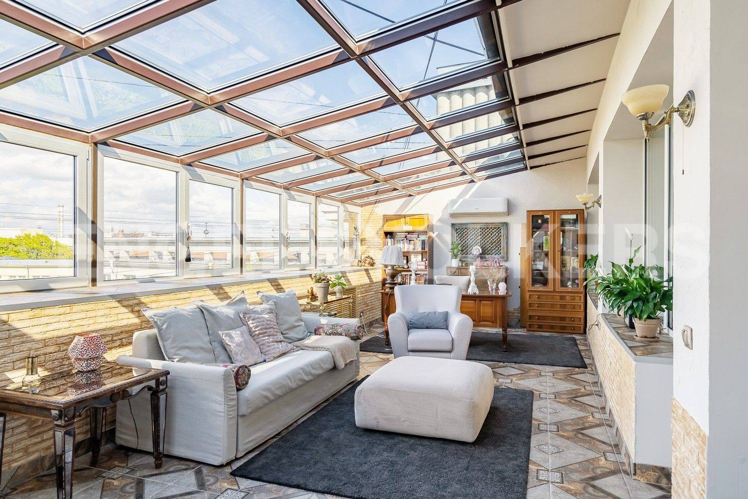 карповки, 13 – атмосфера загородного дома в центре мегаполиса фото 1