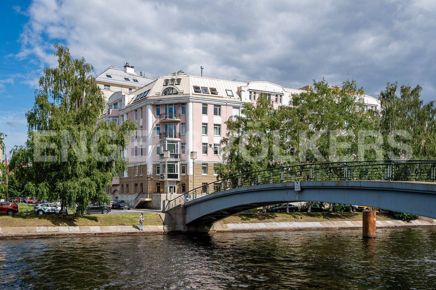 ждановская, 10 – уединение и спокойствие в доме бизнес-класса на набережной фото 1