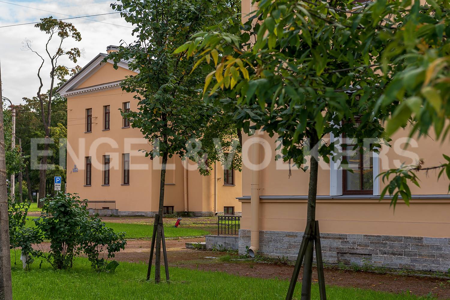 пр. энгельса, 1 - комплекс исторических особняков у ланского сада фото 3