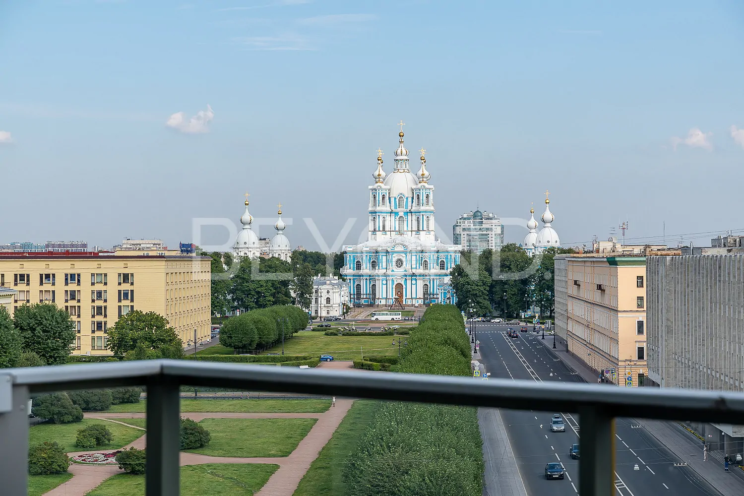 Шпалерная, 60 – неоклассика с видом на Смольный собор pic-1