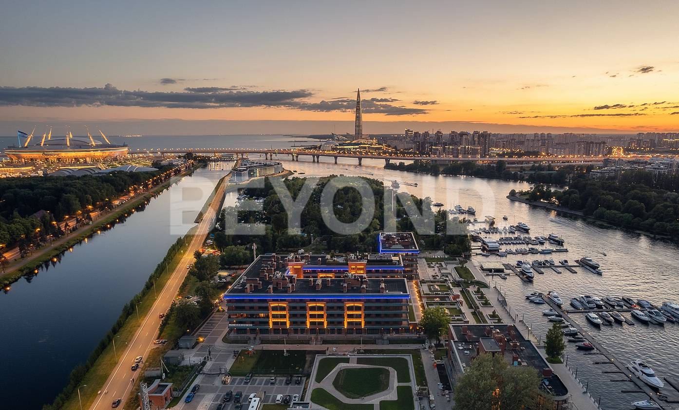 "императорский яхтъ-клуб" - резиденция с просторной террасой фото 1