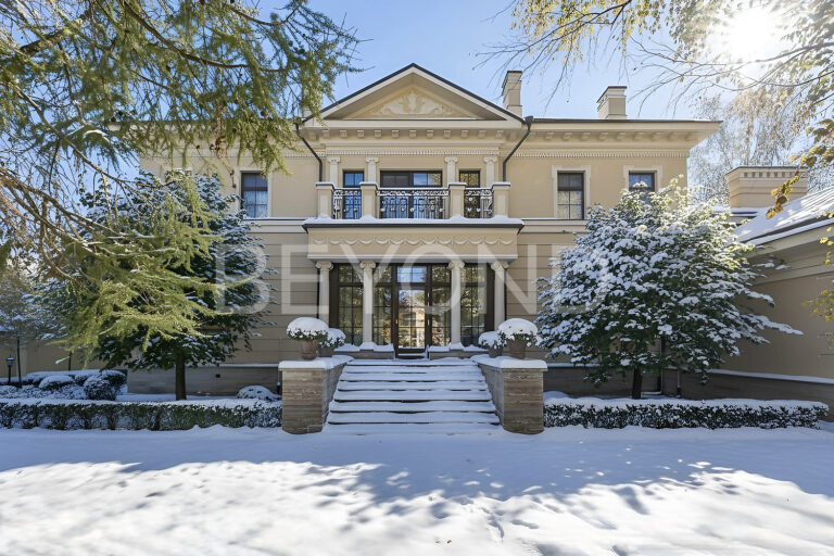 г. павловск – усадебный комплекс в дворцовом стиле у павловского парка фото 1