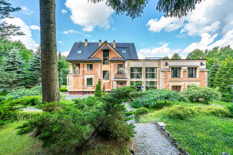 п. юкки - приватная усадьба на границе с вековым лесом фото 2