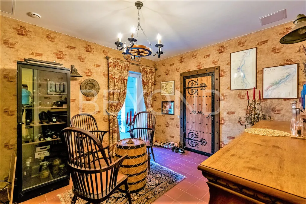 Винная комната