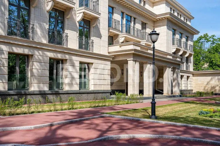 «резиденция на каменном» - резиденция с собственной террасой на крыше фото 4