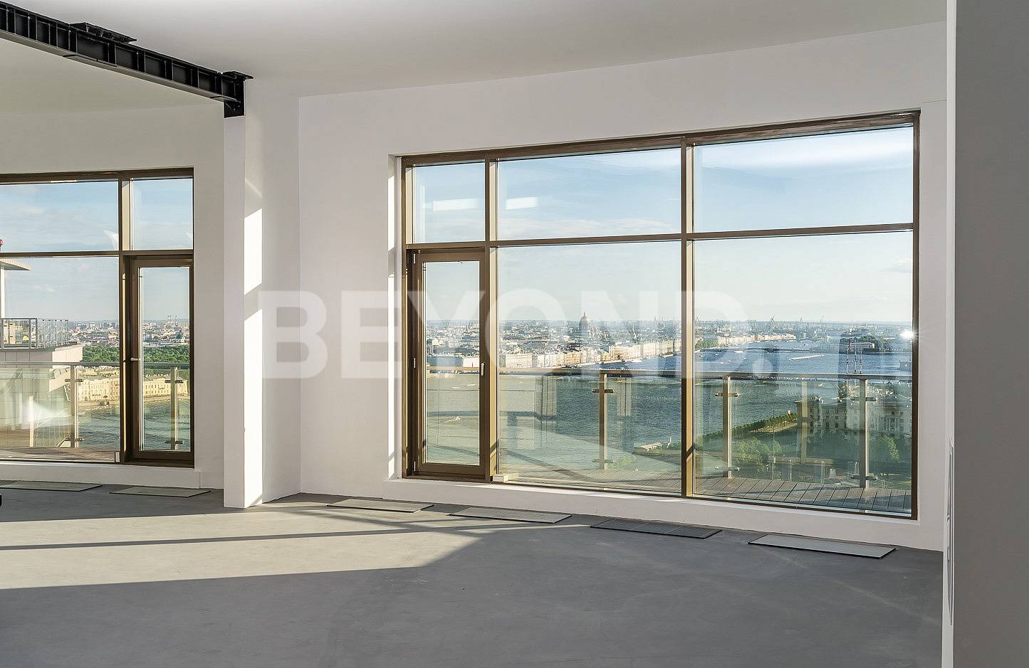 mont blanc – пентхаус с панорамой петербурга в 360° фото 3