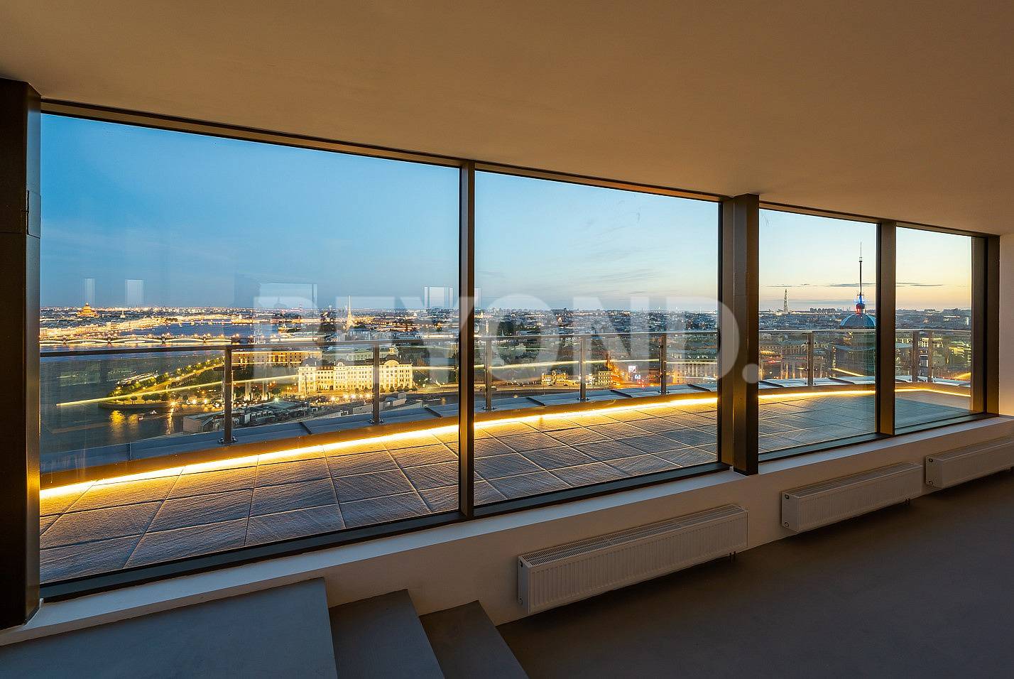 mont blanc – пентхаус с панорамой петербурга в 360° фото 5