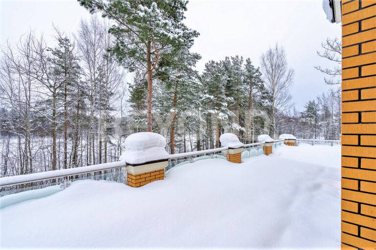 токсово – готовый дом на первой линии озера фото 5